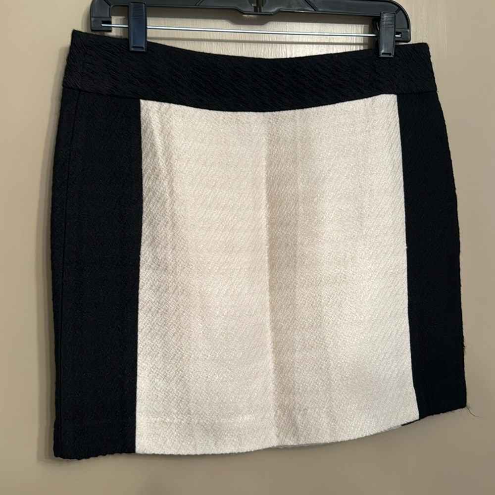Banana Republic Ivory & Black Colorblock Skirt